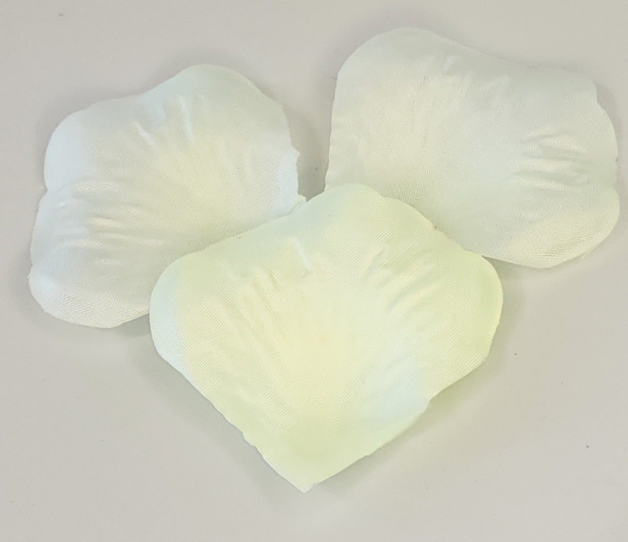 100 Wedding Bridal Flower Rose Petals (Ivory) - grandhubs.shop