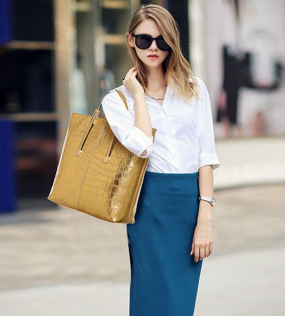 3 PCS Luxe Leather Handbag Set, Large Tote, Shoulder Bag, Clutch Purse Wallet (Red) - grandhubs.shop