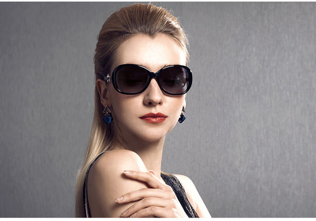 Polarized Ladies Sunglasses with Bonus Case (Black) - grandhubs.shop