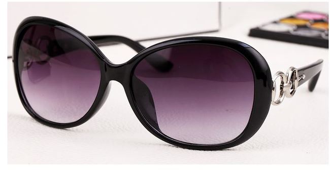 Polarized Ladies Sunglasses with Bonus Case (Black) - grandhubs.shop