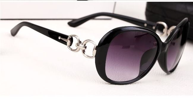 Polarized Ladies Sunglasses with Bonus Case (Black) - grandhubs.shop