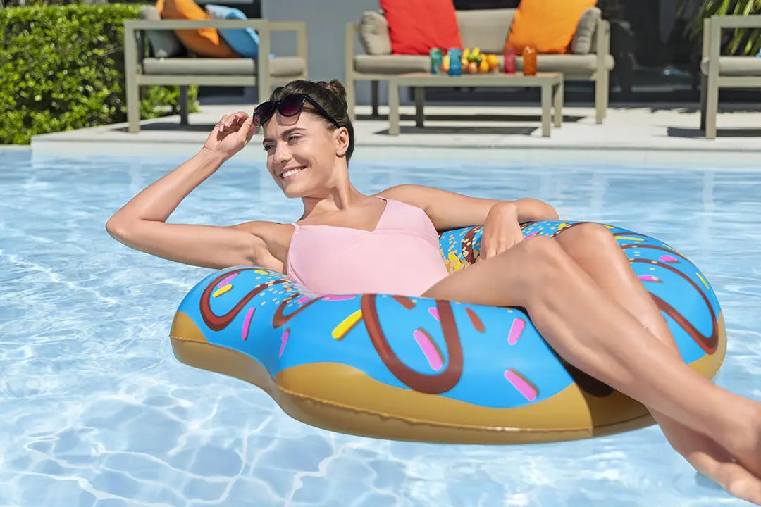 Bestway Inflatable Donut Pool Float Fun 107cm Swim Ring Tube (Blue)