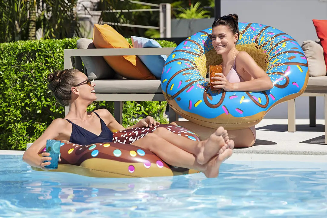 Bestway Inflatable Donut Pool Float Fun 107cm Swim Ring Tube (Blue)