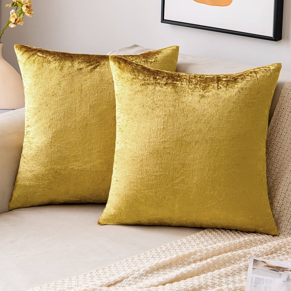 Luxe Velvet Soft Plush Cushion Throw Pillow (Gold Mustard)