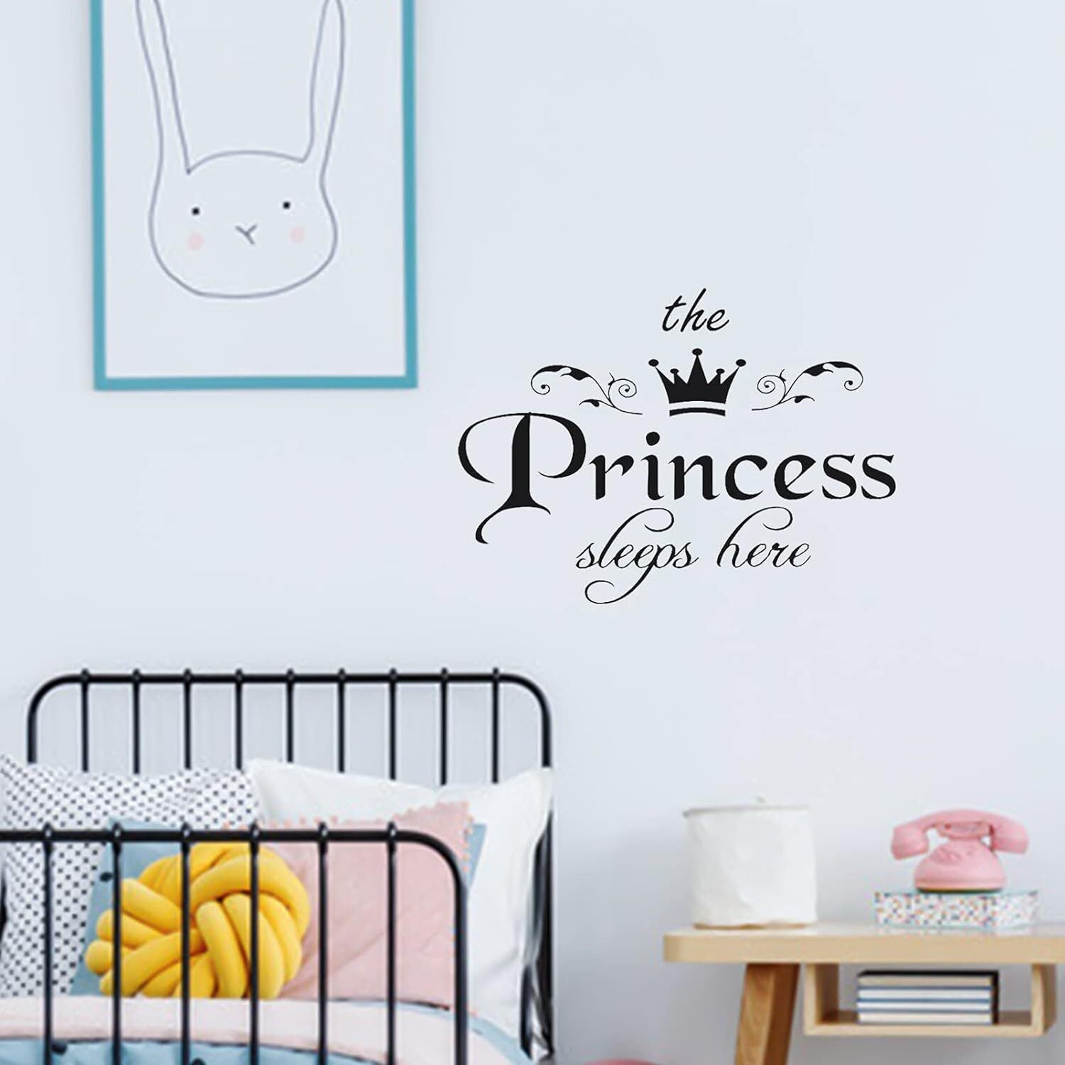 The Princess Sleeps Here Wall Stickers Girls Bedroom Decoration Vinyl Decal DIY Decor Mural Art