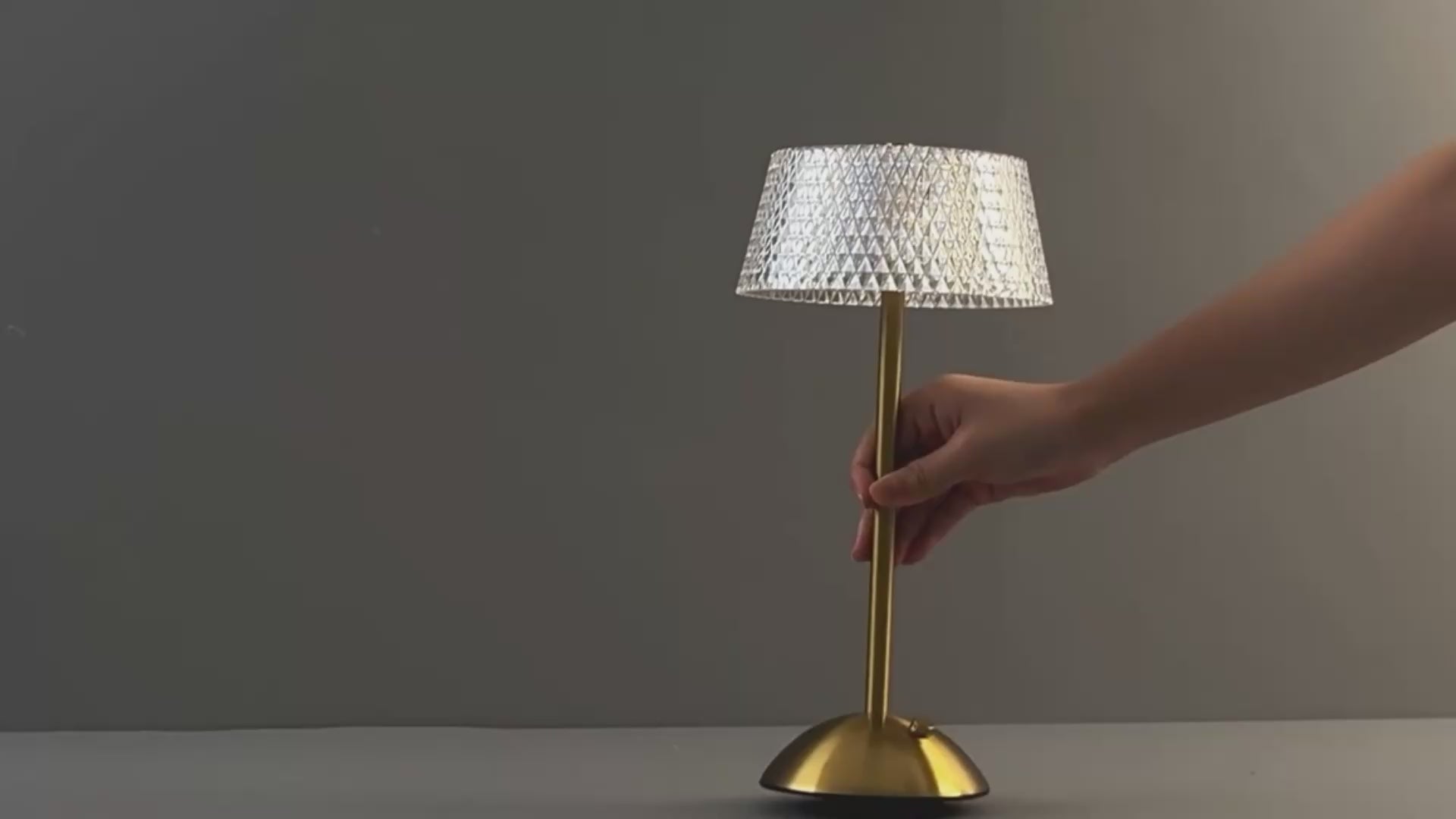 Luxe Diamond Crystal Table Lamp Touch-Dimmable LED Rechargeable Night Light